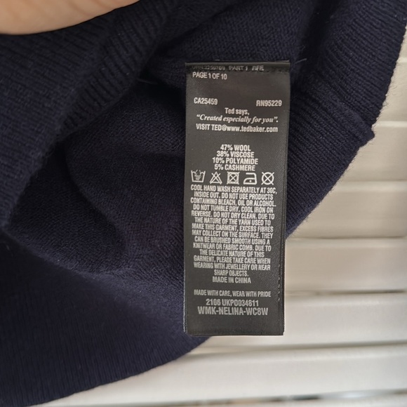 Ted Baker Nelina Sugarplum Embroidered Dragonfly Sweater Navy - Picture 14 of 16